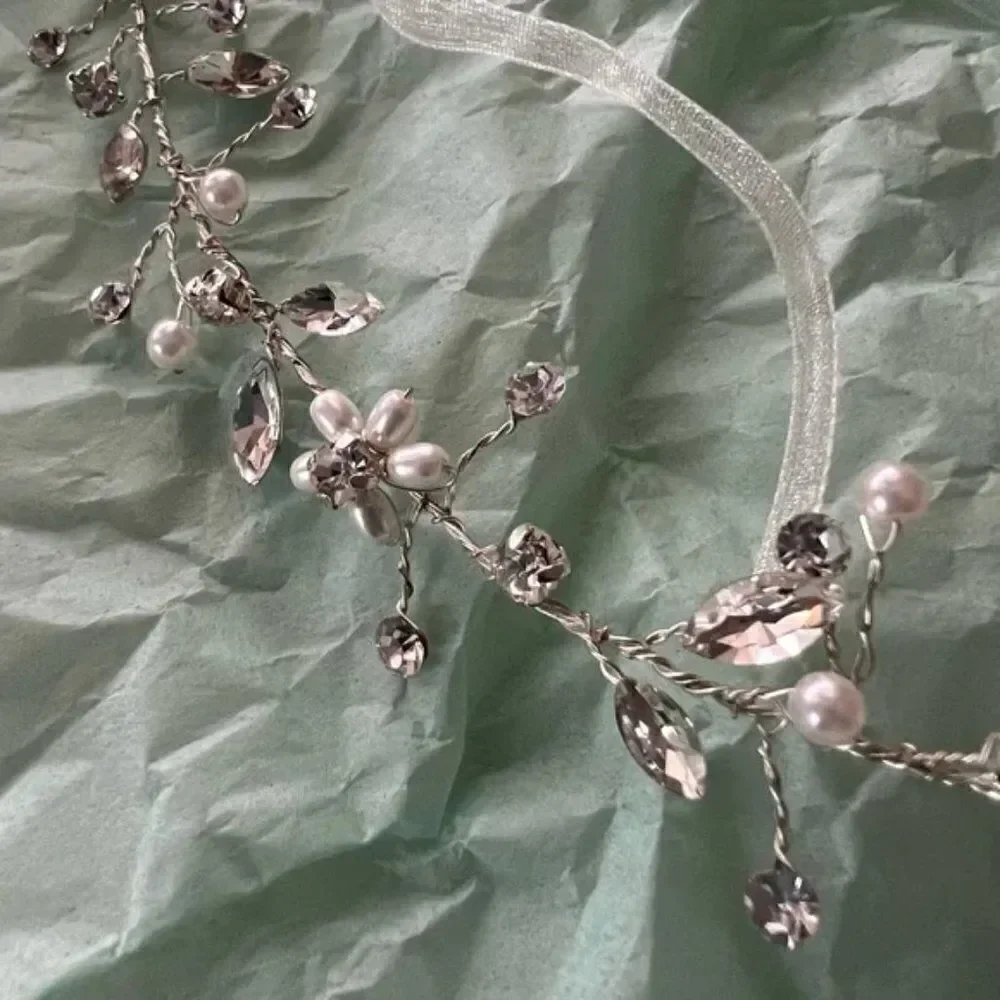 🆕 Women’s Hair Vine ⭐️